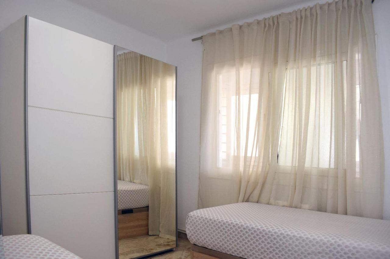 Apartamentos Atlas Terrassa II Exteriör bild